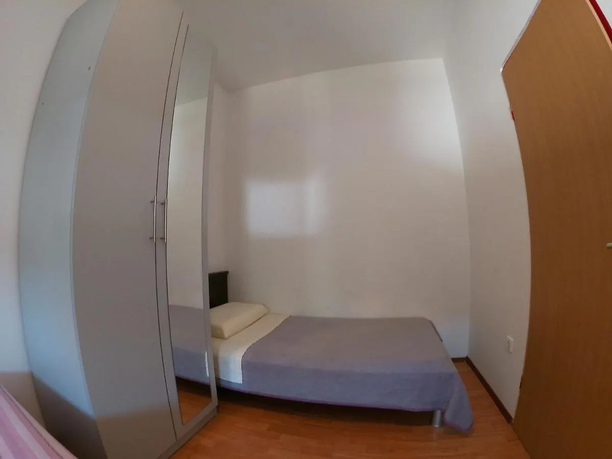 Apartments Nikolina Posedarje