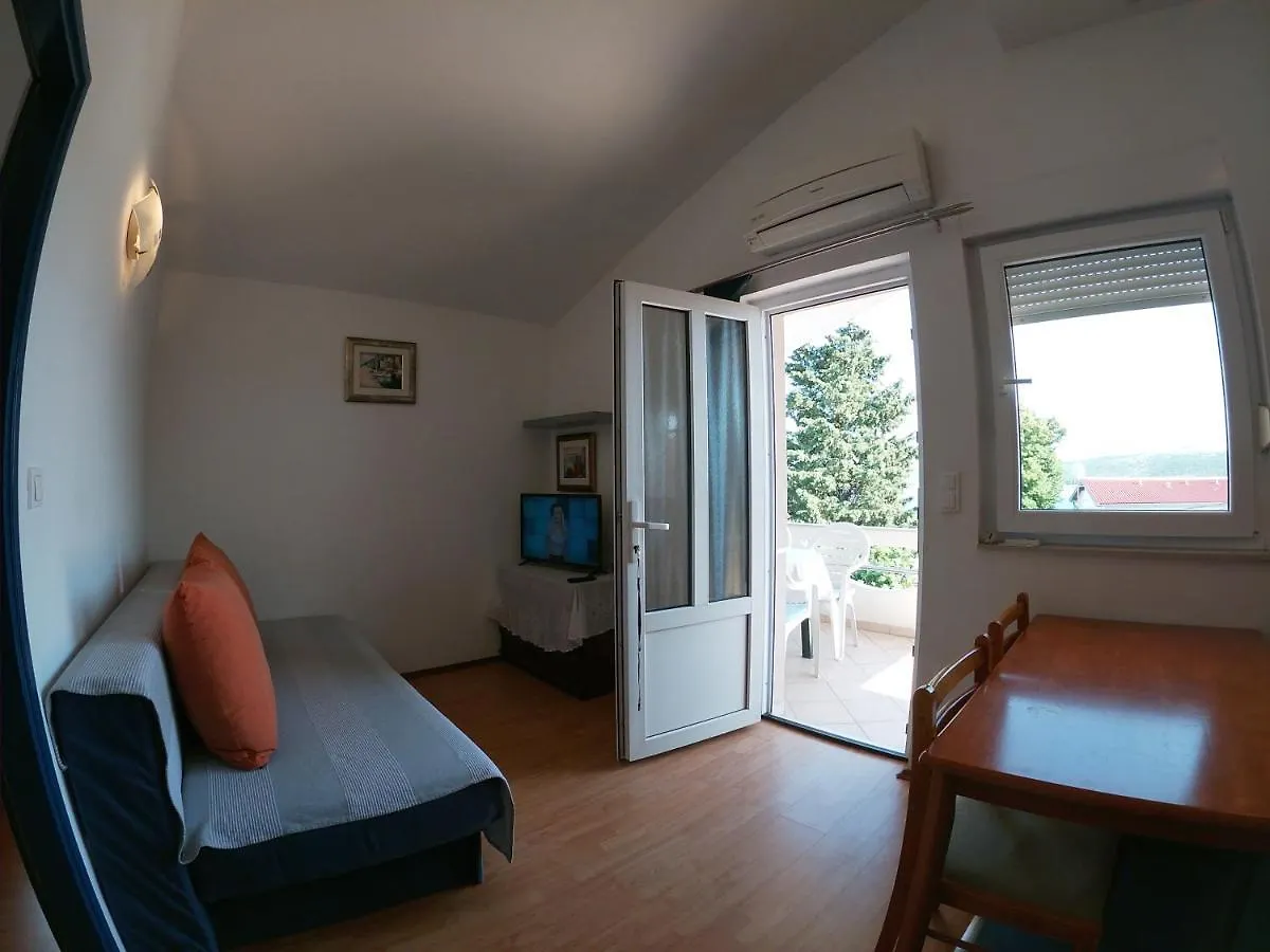 Apartments Nikolina Posedarje