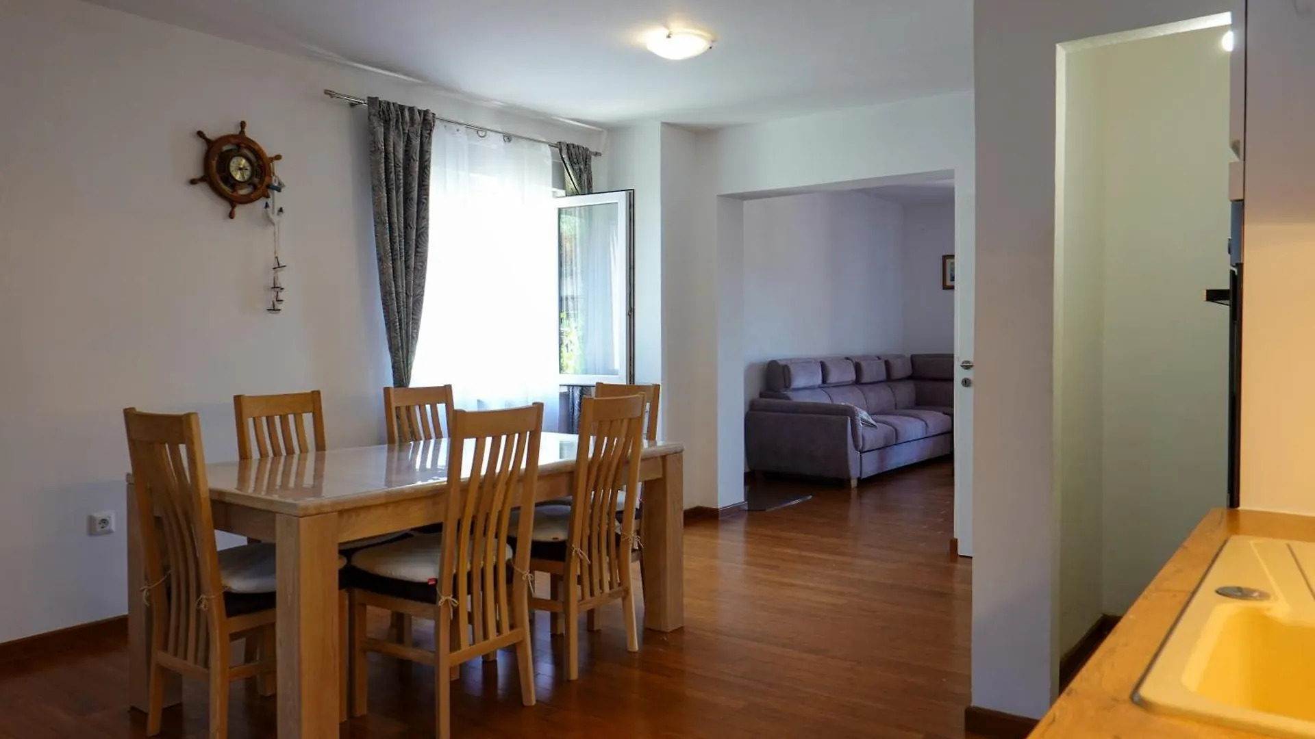 Apartments Nikolina Posedarje Hırvatistan